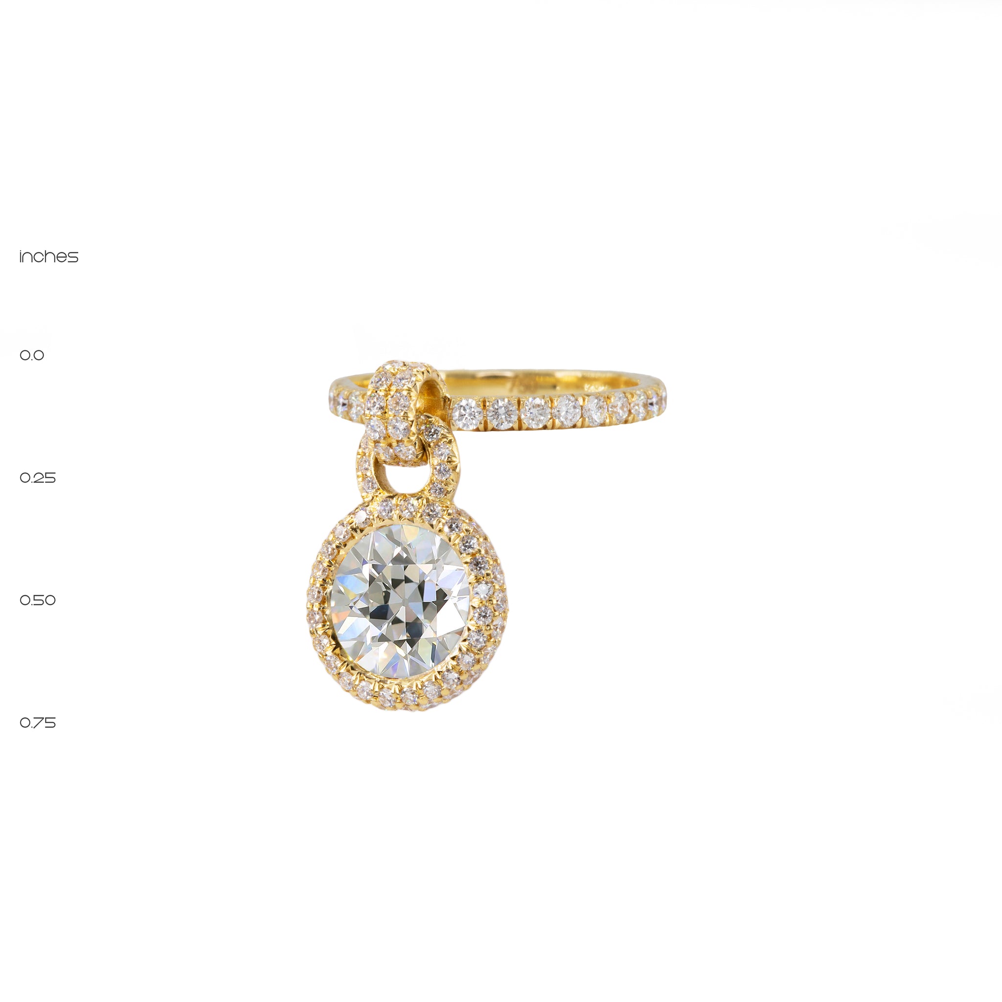 the papillon d'or engagement ring