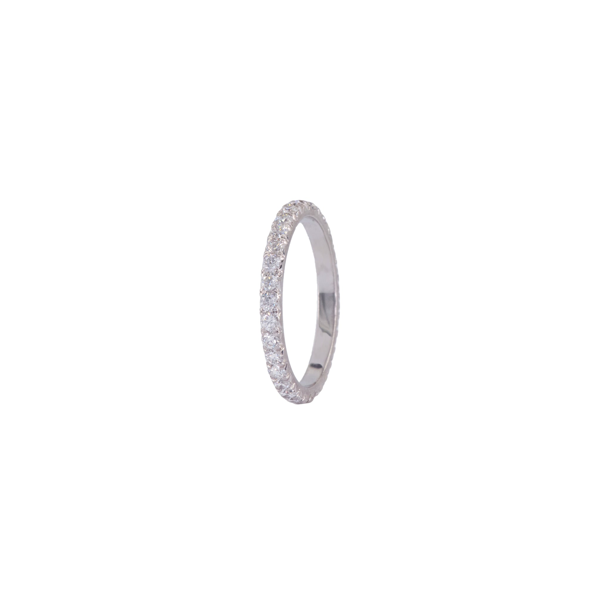 the ètoile blanc eternity ring