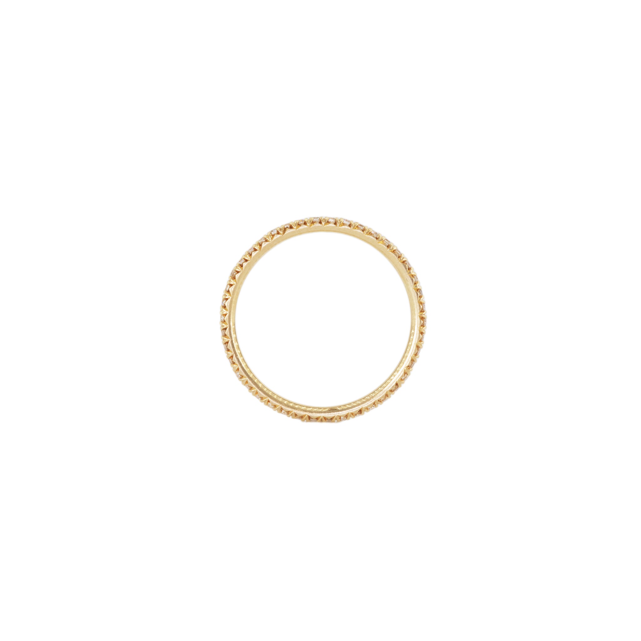 the petite ètoile d'or eternity ring